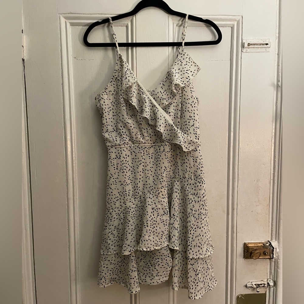 Black & White Romper Sz L